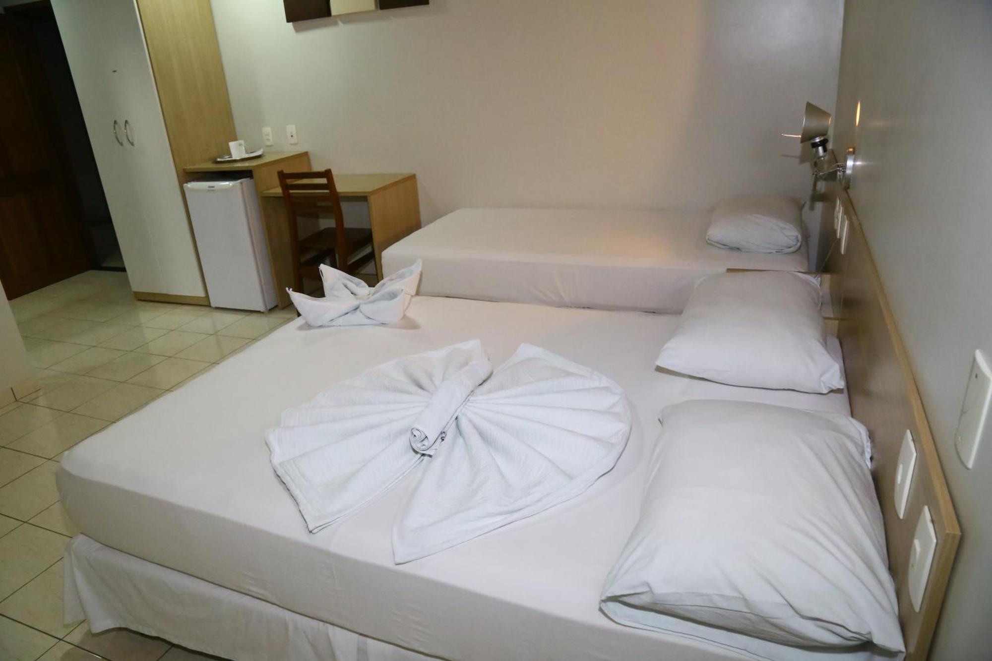 Swamy Hotel Cruzeiro do Sul  Exterior photo